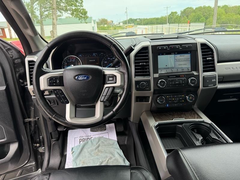 Ford Super Duty F-250 SRW Lariat 4WD Crew Cab 6.75' Box 2019