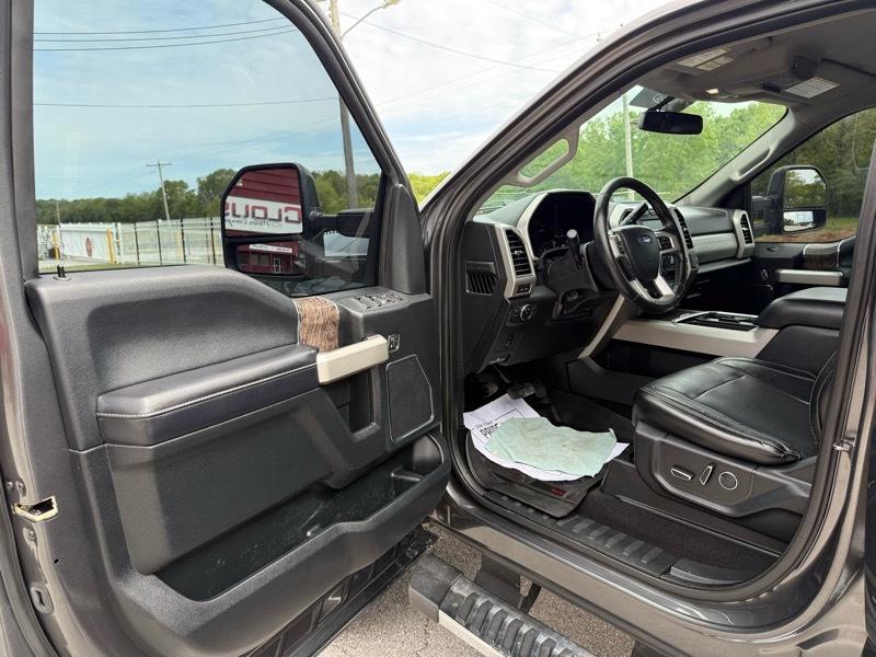 Ford Super Duty F-250 SRW Lariat 4WD Crew Cab 6.75' Box 2019