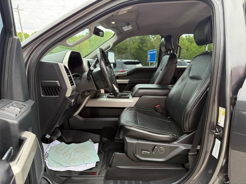 Ford Super Duty F-250 SRW Lariat 4WD Crew Cab 6.75' Box 2019