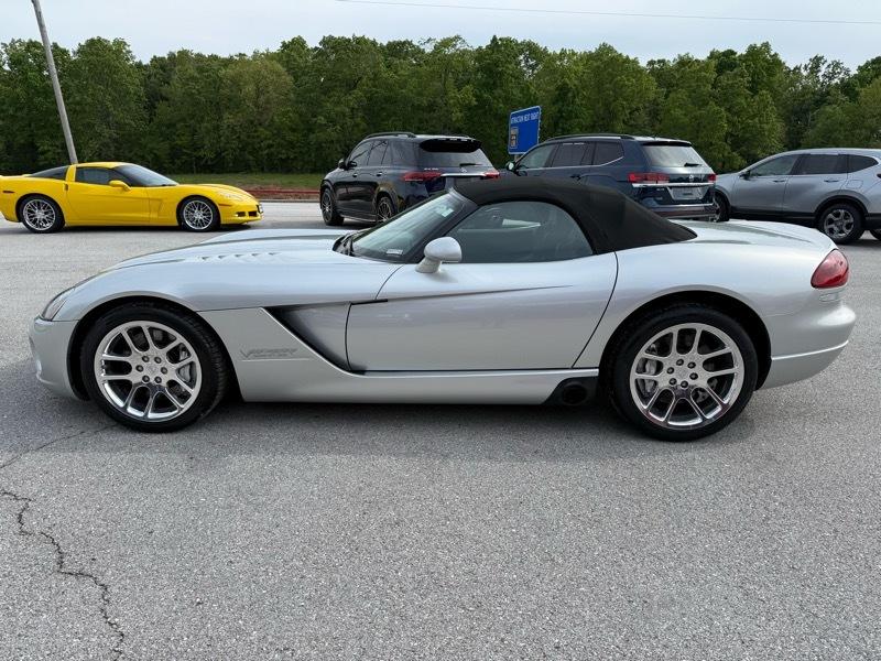 Dodge Viper 2dr SRT-10 Convertible 2003