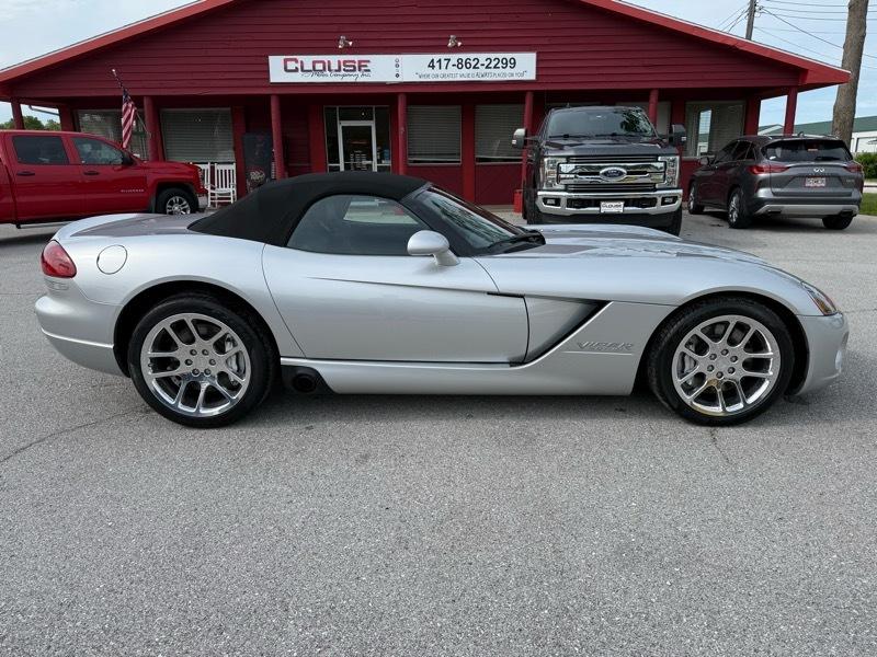 Dodge Viper 2dr SRT-10 Convertible 2003