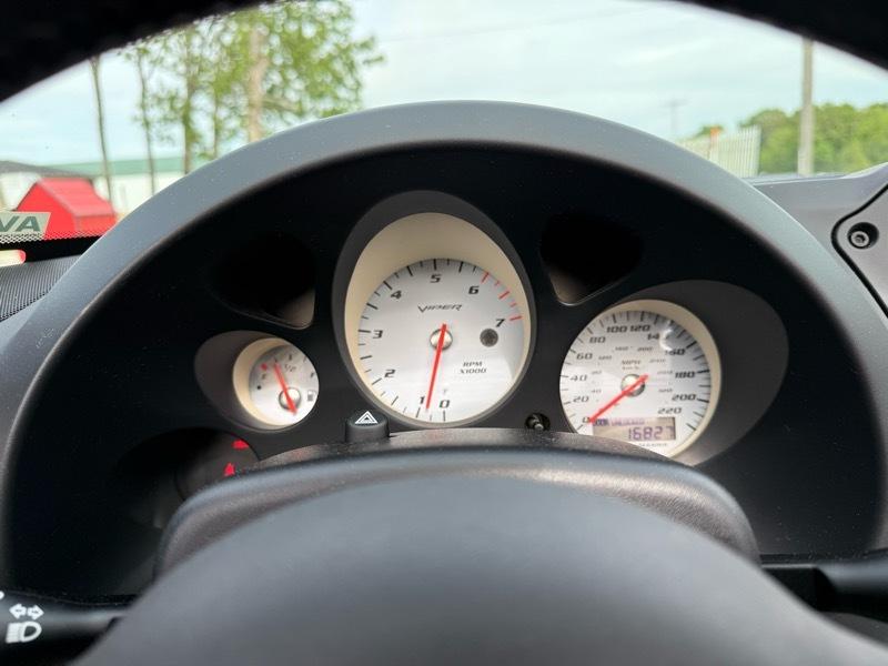 Dodge Viper 2dr SRT-10 Convertible 2003