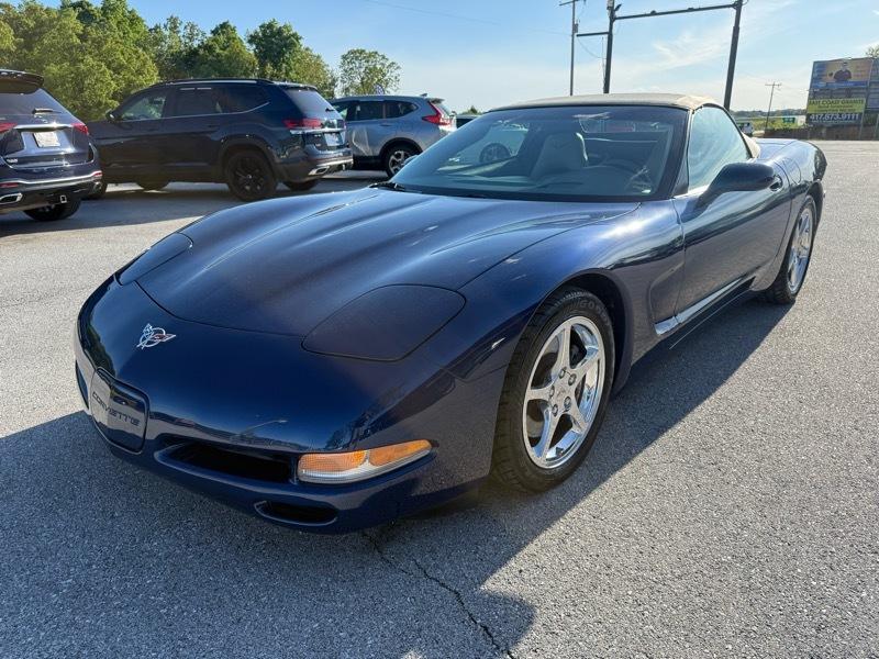 Chevrolet Corvette 2dr Convertible 2004