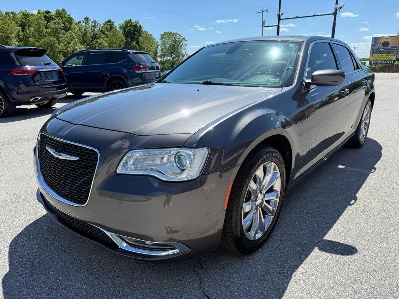 Chrysler 300 Touring AWD 2019