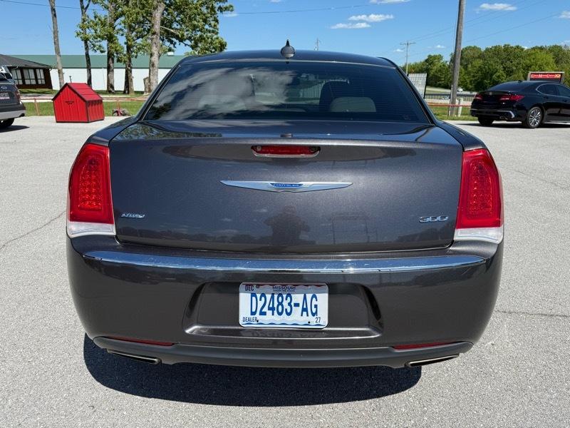 Chrysler 300 Touring AWD 2019