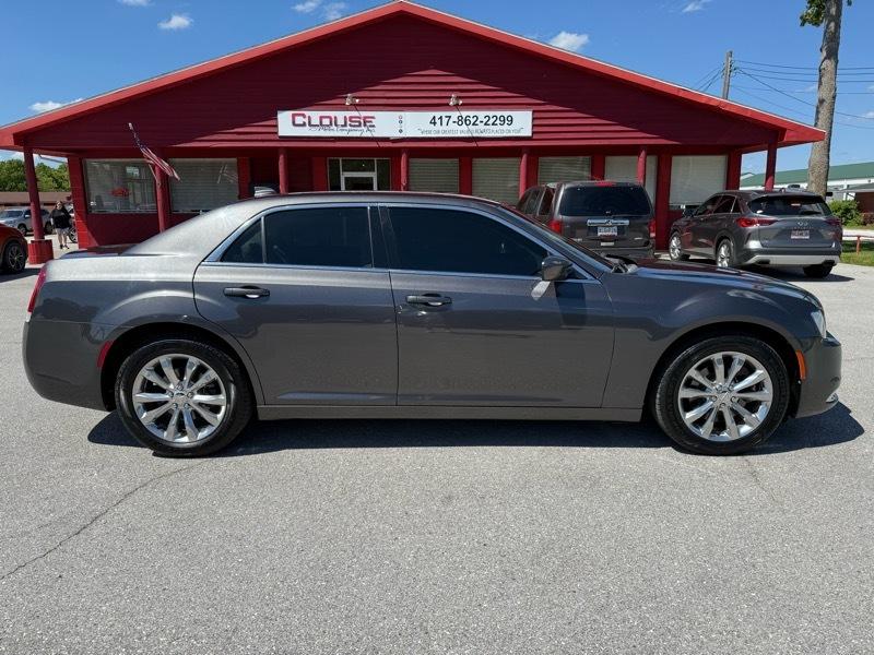 Chrysler 300 Touring AWD 2019
