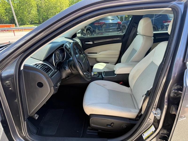 Chrysler 300 Touring AWD 2019