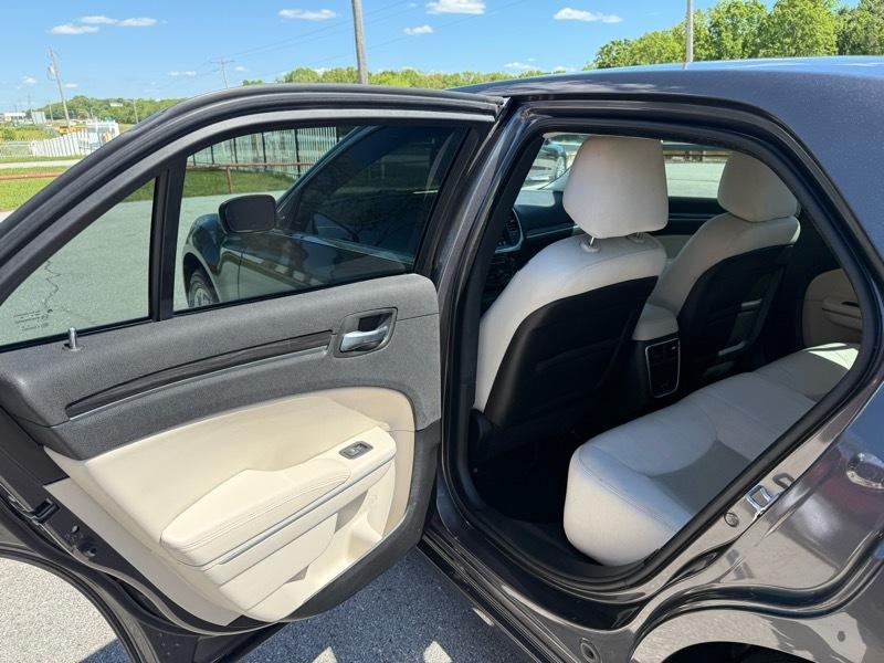 Chrysler 300 Touring AWD 2019