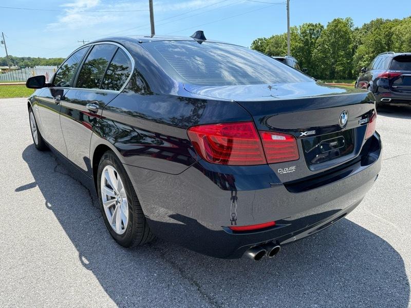 BMW 5 Series 4dr Sdn 528i xDrive AWD 2015