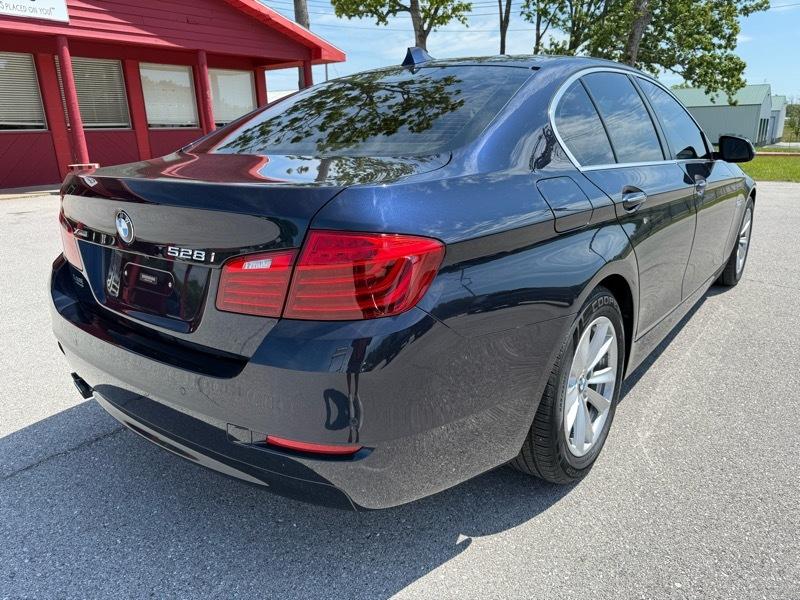 BMW 5 Series 4dr Sdn 528i xDrive AWD 2015