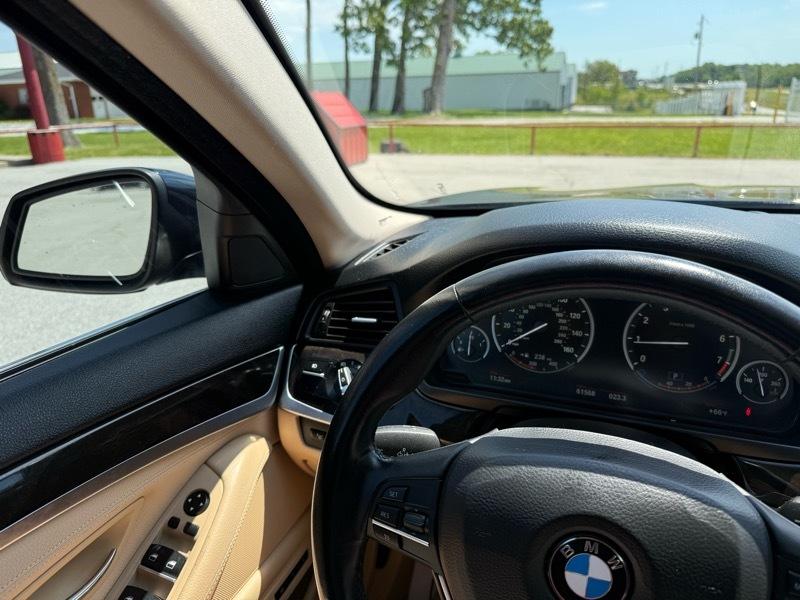 BMW 5 Series 4dr Sdn 528i xDrive AWD 2015