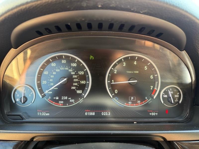 BMW 5 Series 4dr Sdn 528i xDrive AWD 2015