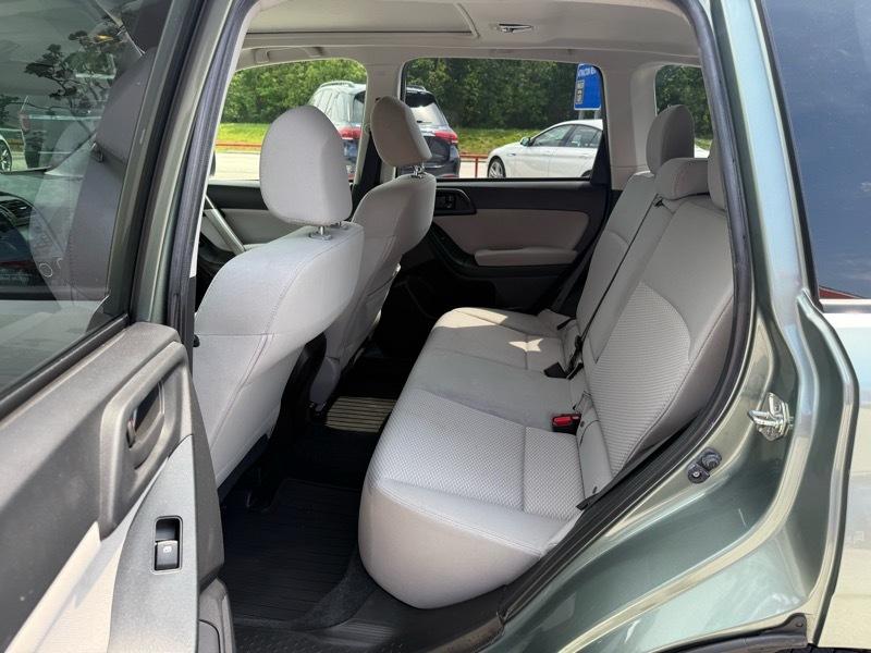 Subaru Forester 4dr Auto 2.5i Premium PZEV 2014