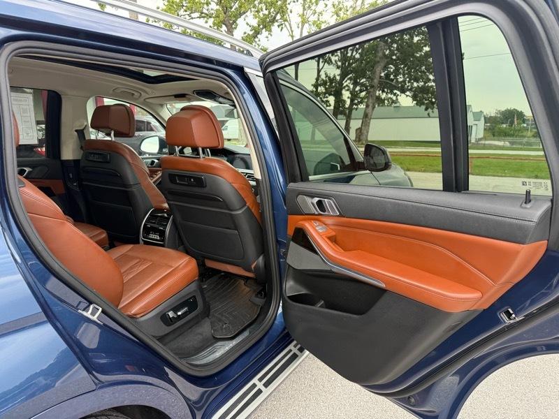 BMW X7 xDrive40i Sports Activity Vehicle 2019