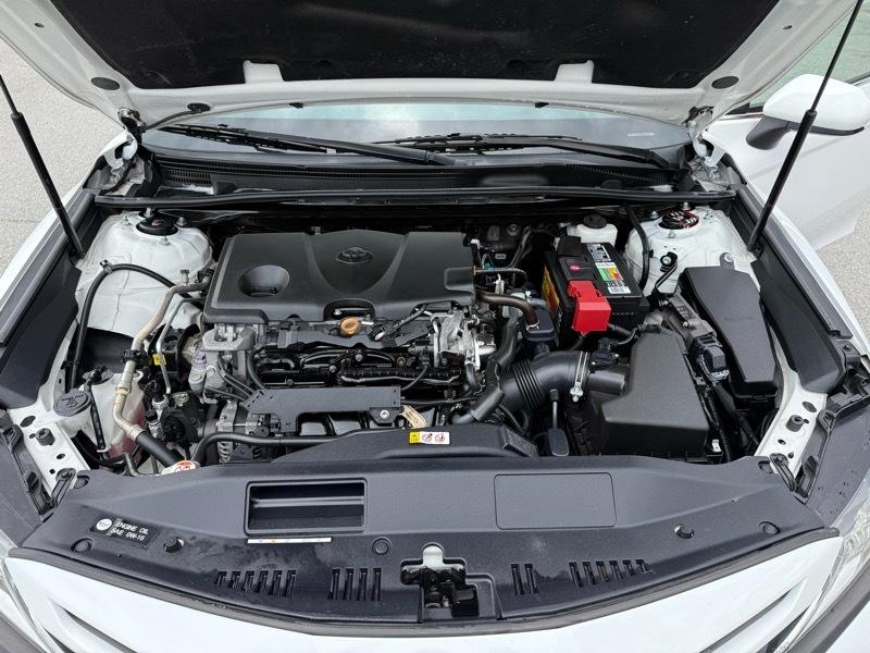 Toyota Camry SE Auto (Natl) 2020