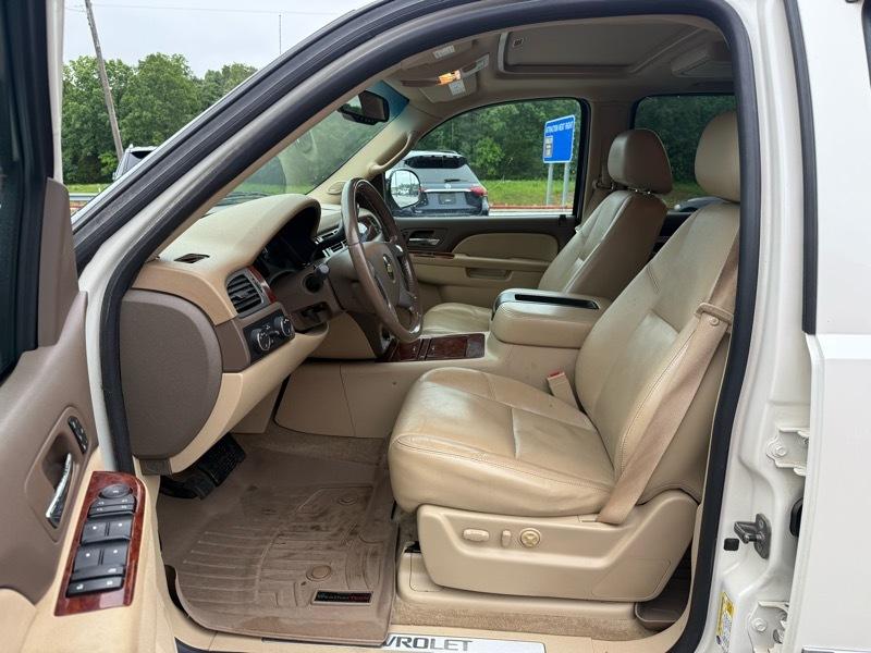 Chevrolet Avalanche 4WD Crew Cab LTZ 2010