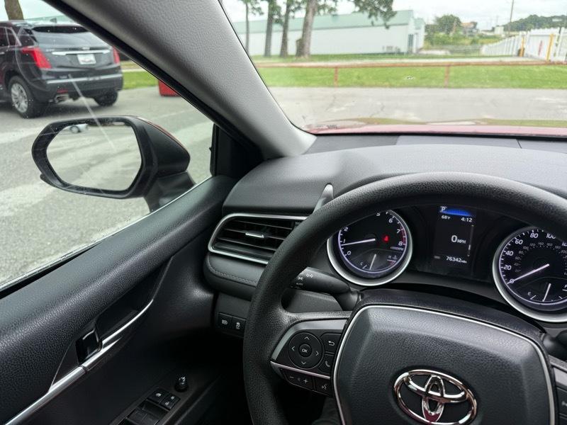 Toyota Camry LE Auto (Natl) 2021