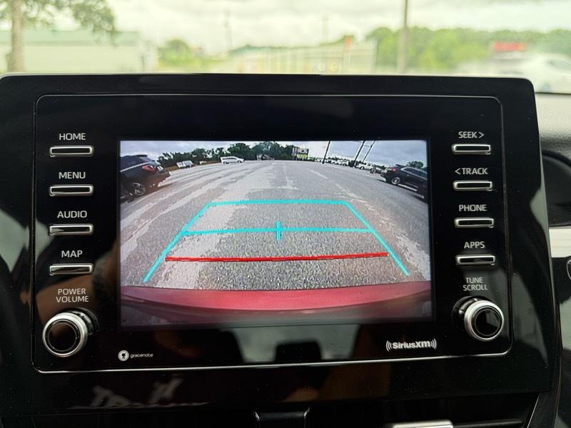 Toyota Camry LE Auto (Natl) 2021
