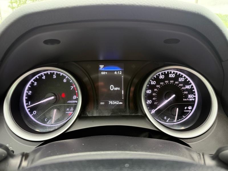 Toyota Camry LE Auto (Natl) 2021