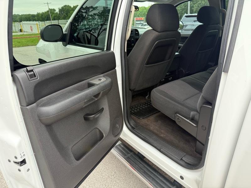 Chevrolet Silverado 1500 4WD Crew Cab 143.5" LT 2013