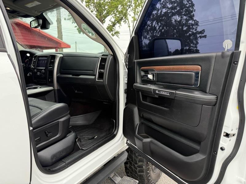RAM 2500 Laramie 4x4 Crew Cab 6'4" Box 2018