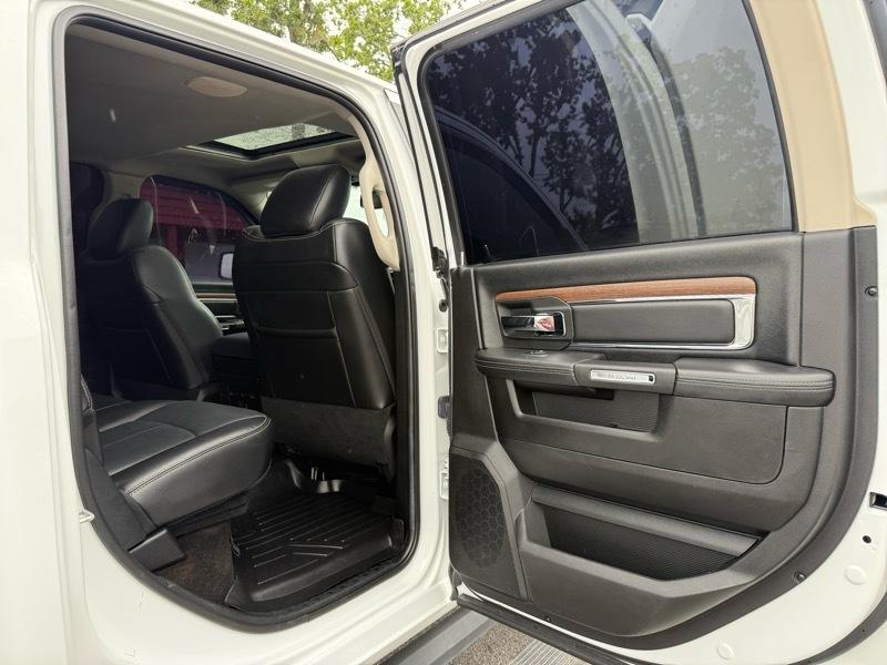 RAM 2500 Laramie 4x4 Crew Cab 6'4" Box 2018