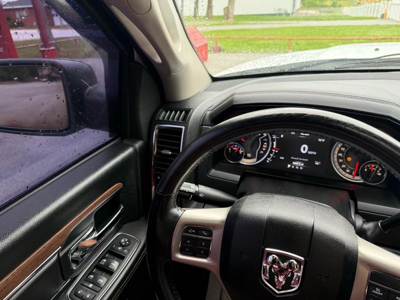 RAM 2500 Laramie 4x4 Crew Cab 6'4" Box 2018