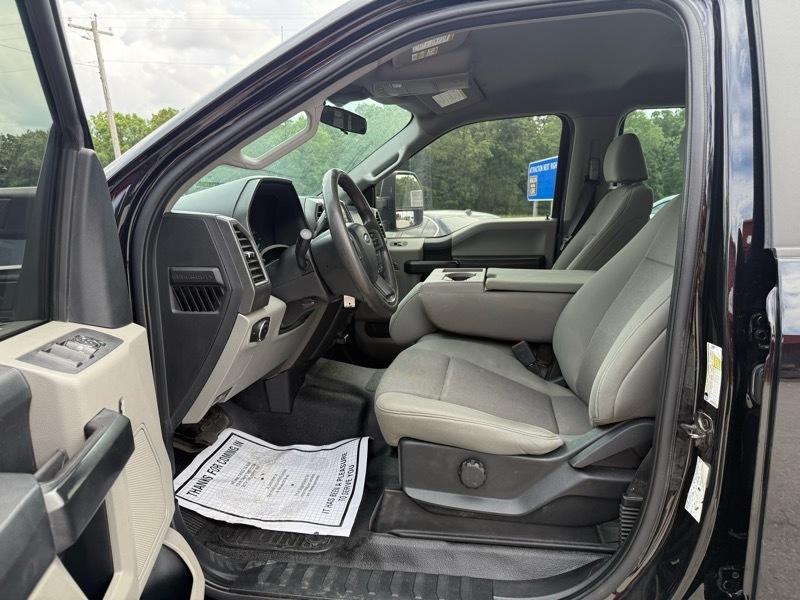Ford Super Duty F-350 SRW XL 4WD Crew Cab 8' Box 2020