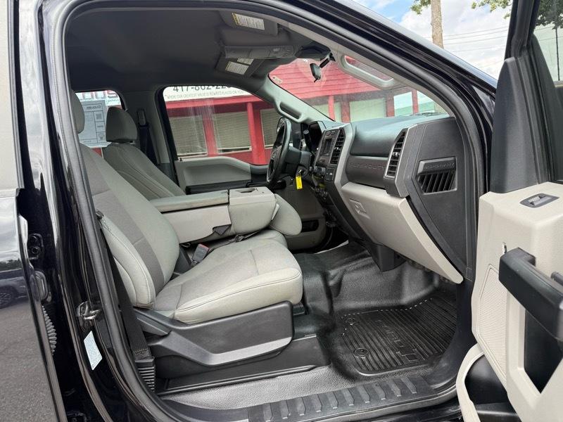 Ford Super Duty F-350 SRW XL 4WD Crew Cab 8' Box 2020