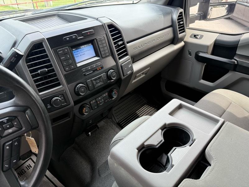 Ford Super Duty F-350 SRW XL 4WD Crew Cab 8' Box 2020