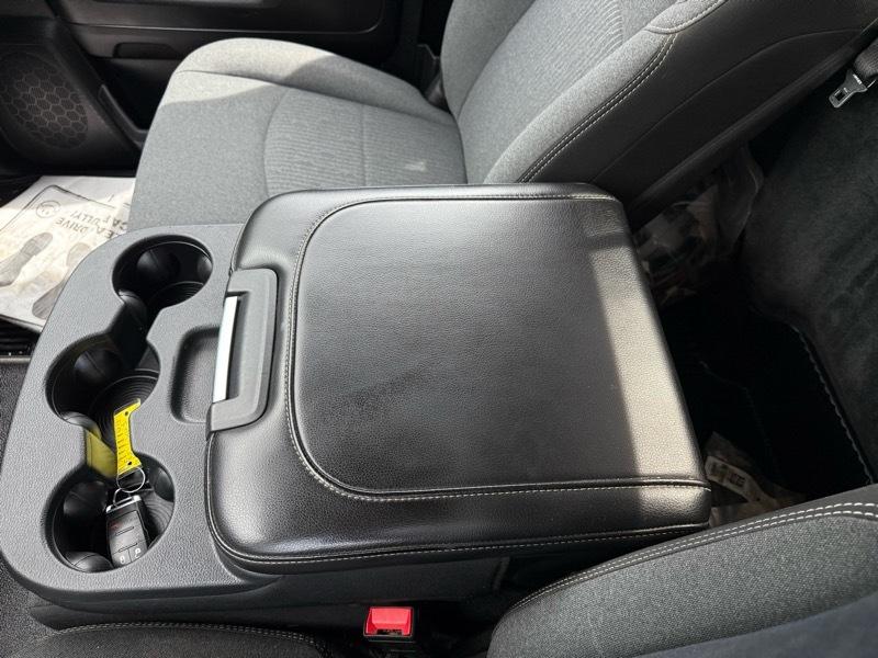 RAM 2500 Tradesman 4x4 Reg Cab 8' Box 2019