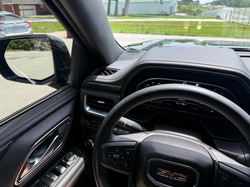 GMC Yukon 4WD 4dr AT4 2023