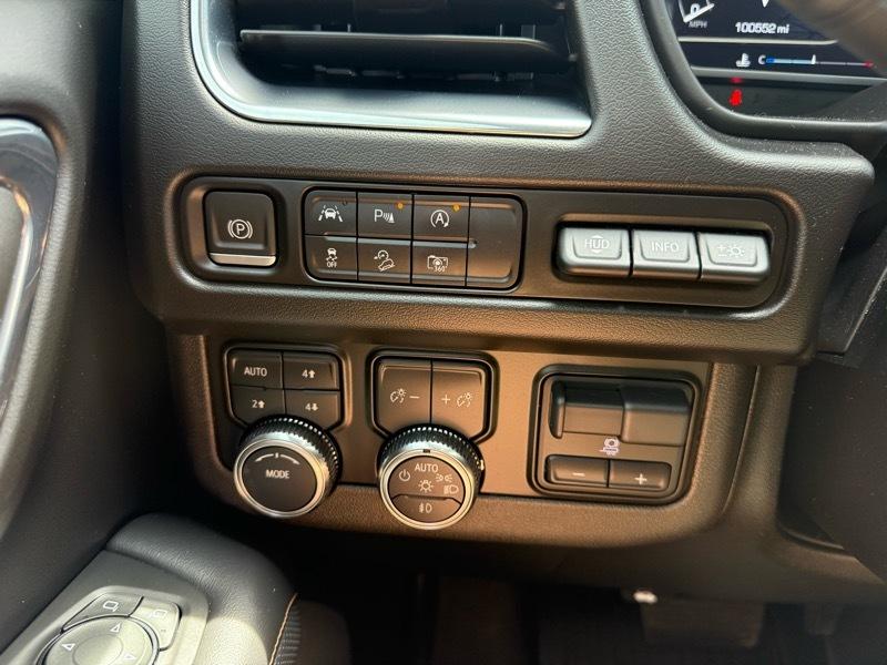 GMC Yukon 4WD 4dr AT4 2023