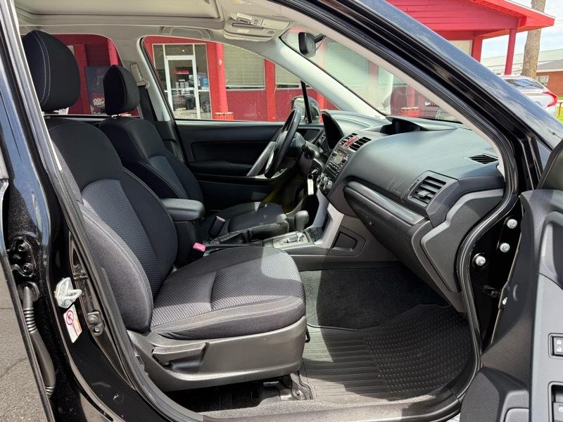 Subaru Forester 4dr Auto 2.5i Premium PZEV 2014