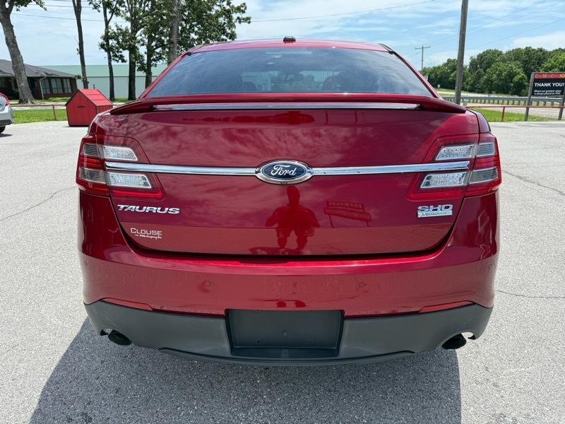 Ford Taurus 4dr Sdn SHO AWD 2015
