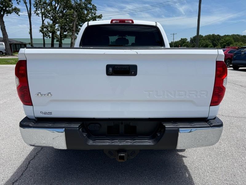 Toyota Tundra 4WD Truck CrewMax 5.7L FFV V8 6-Spd AT LTD (Natl) 2014