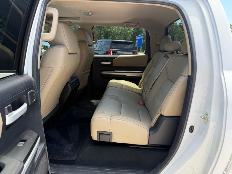 Toyota Tundra 4WD Truck CrewMax 5.7L FFV V8 6-Spd AT LTD (Natl) 2014