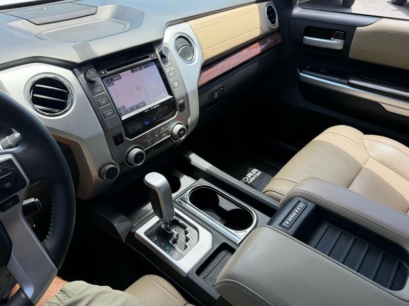 Toyota Tundra 4WD Truck CrewMax 5.7L FFV V8 6-Spd AT LTD (Natl) 2014