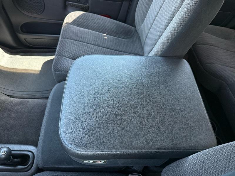 Dodge Ram 2500 4dr Quad Cab 140.5" WB 4WD SLT 2003