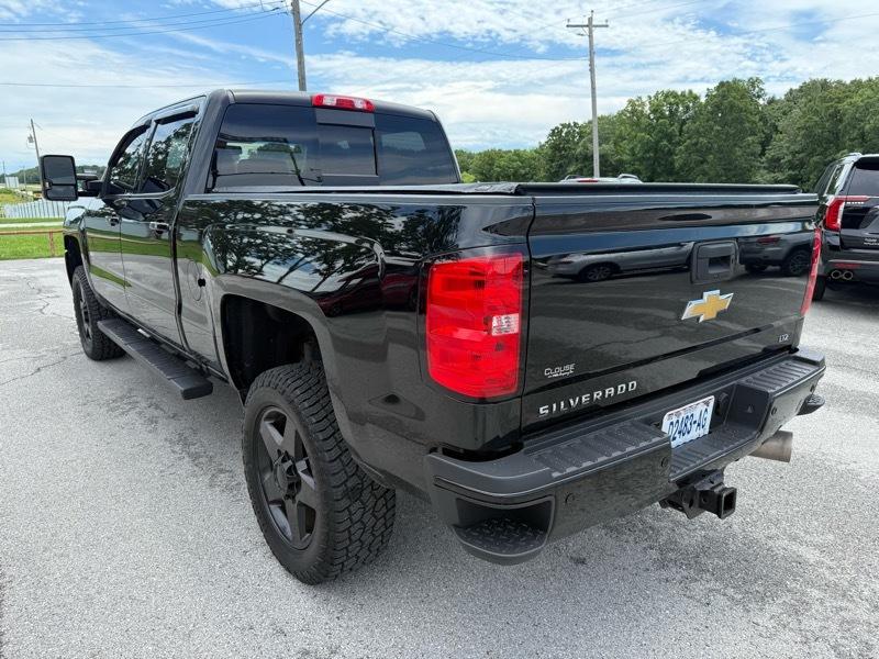 Chevrolet Silverado 3500HD 4WD Crew Cab 153.7" LTZ 2017