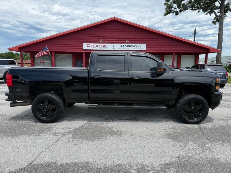 Chevrolet Silverado 3500HD 4WD Crew Cab 153.7" LTZ 2017