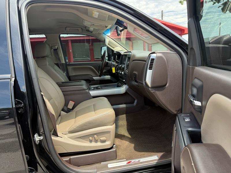 Chevrolet Silverado 3500HD 4WD Crew Cab 153.7" LTZ 2017