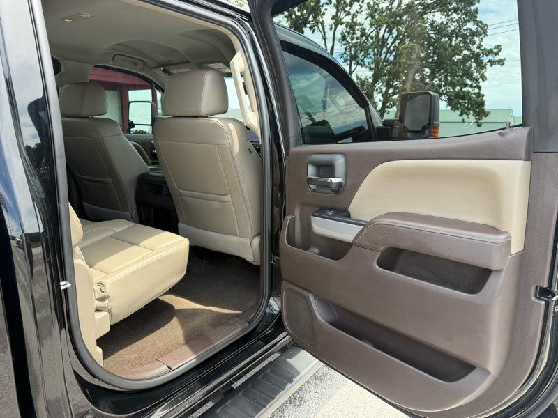 Chevrolet Silverado 3500HD 4WD Crew Cab 153.7" LTZ 2017