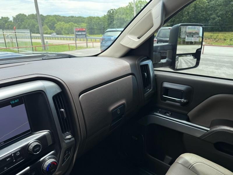 Chevrolet Silverado 3500HD 4WD Crew Cab 153.7" LTZ 2017
