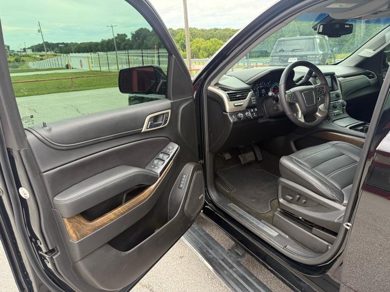 GMC Yukon 4WD 4dr Denali 2018