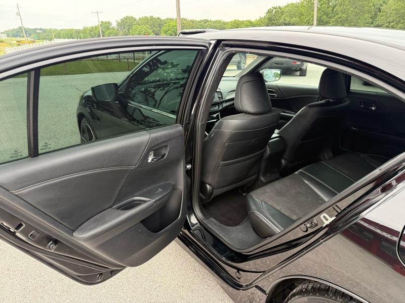 Honda Accord Sedan 4dr I4 CVT Sport 2016
