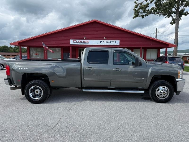 Chevrolet Silverado 3500HD 4WD Crew Cab 167.7" DRW LTZ 2011