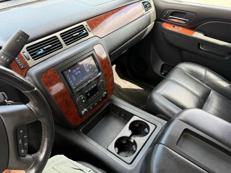 Chevrolet Silverado 3500HD 4WD Crew Cab 167.7" DRW LTZ 2011