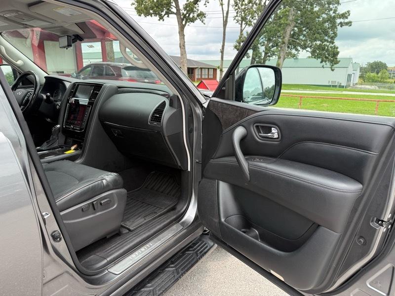 Infiniti QX80 LUXE RWD 2020
