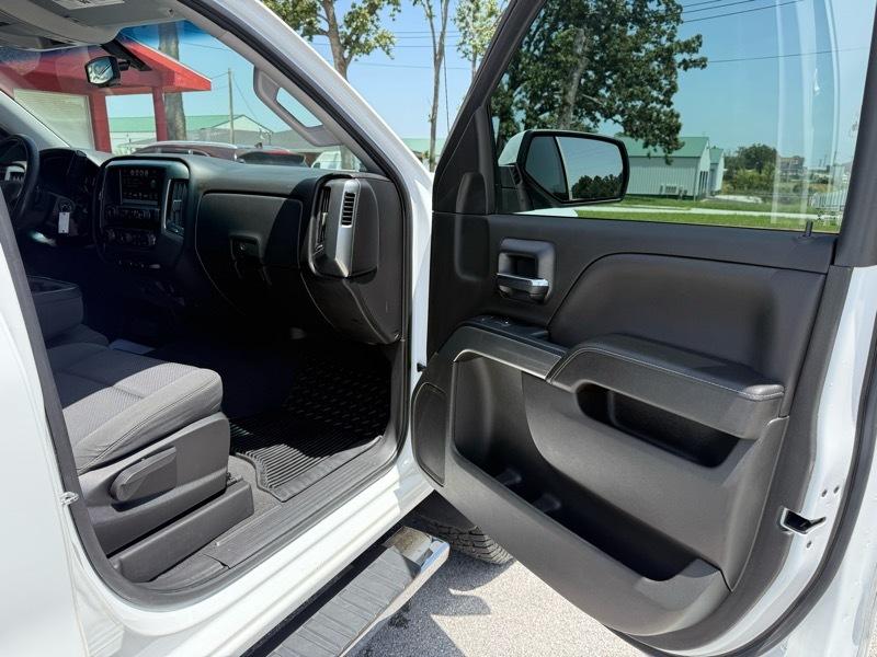 Chevrolet Silverado 1500 4WD Crew Cab 143.5" LT w/1LT 2018